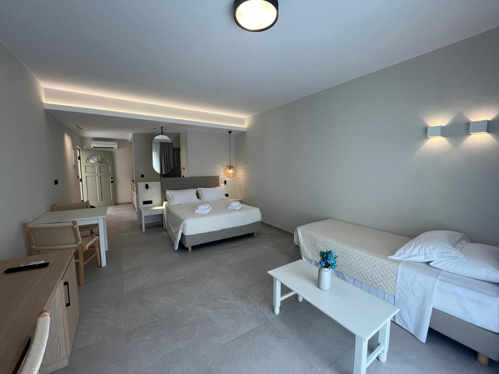 Mediterranean Sea Top Floor Palaiochora Zewnętrze zdjęcie