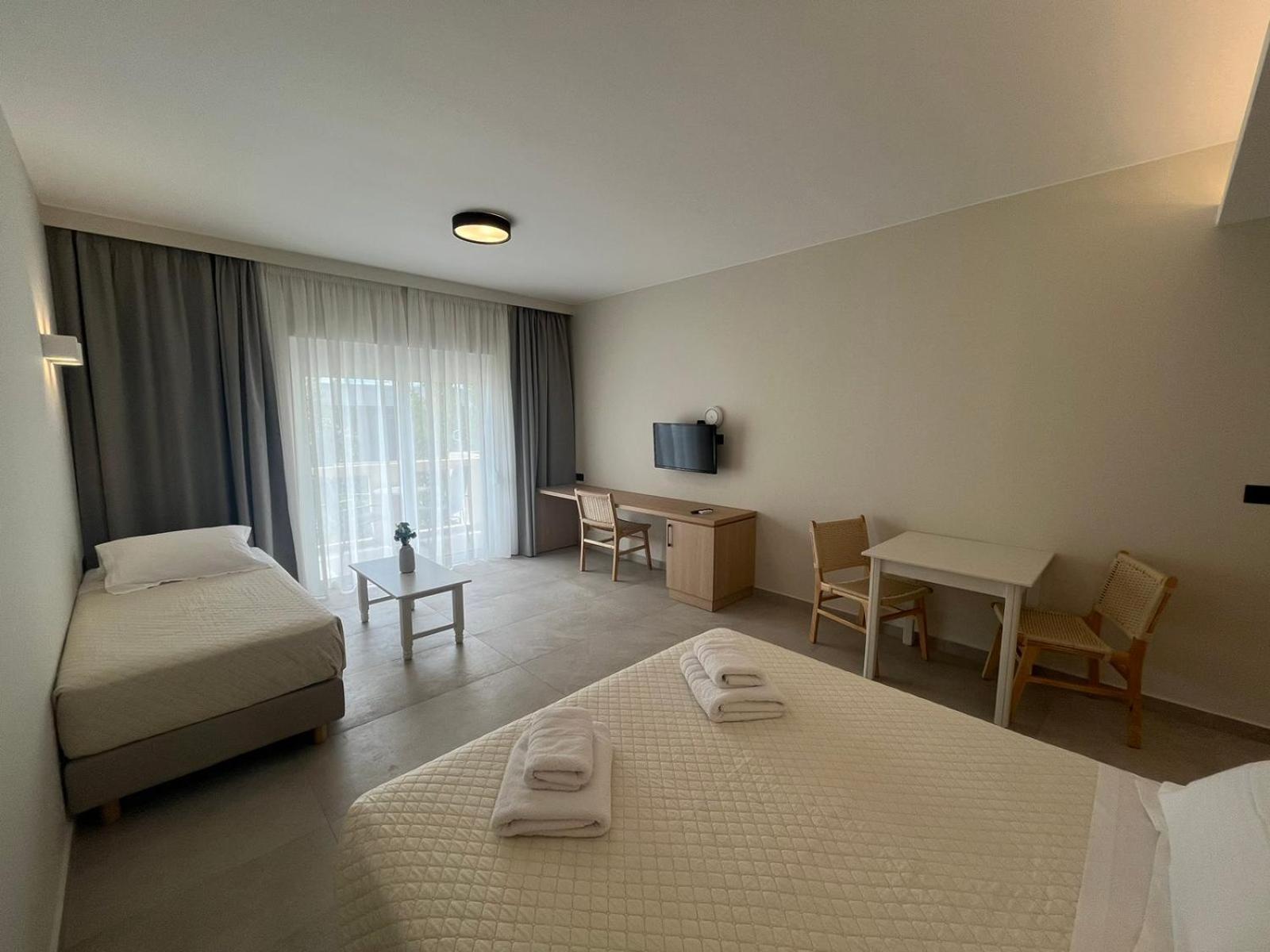 Mediterranean Sea Top Floor Palaiochora Zewnętrze zdjęcie