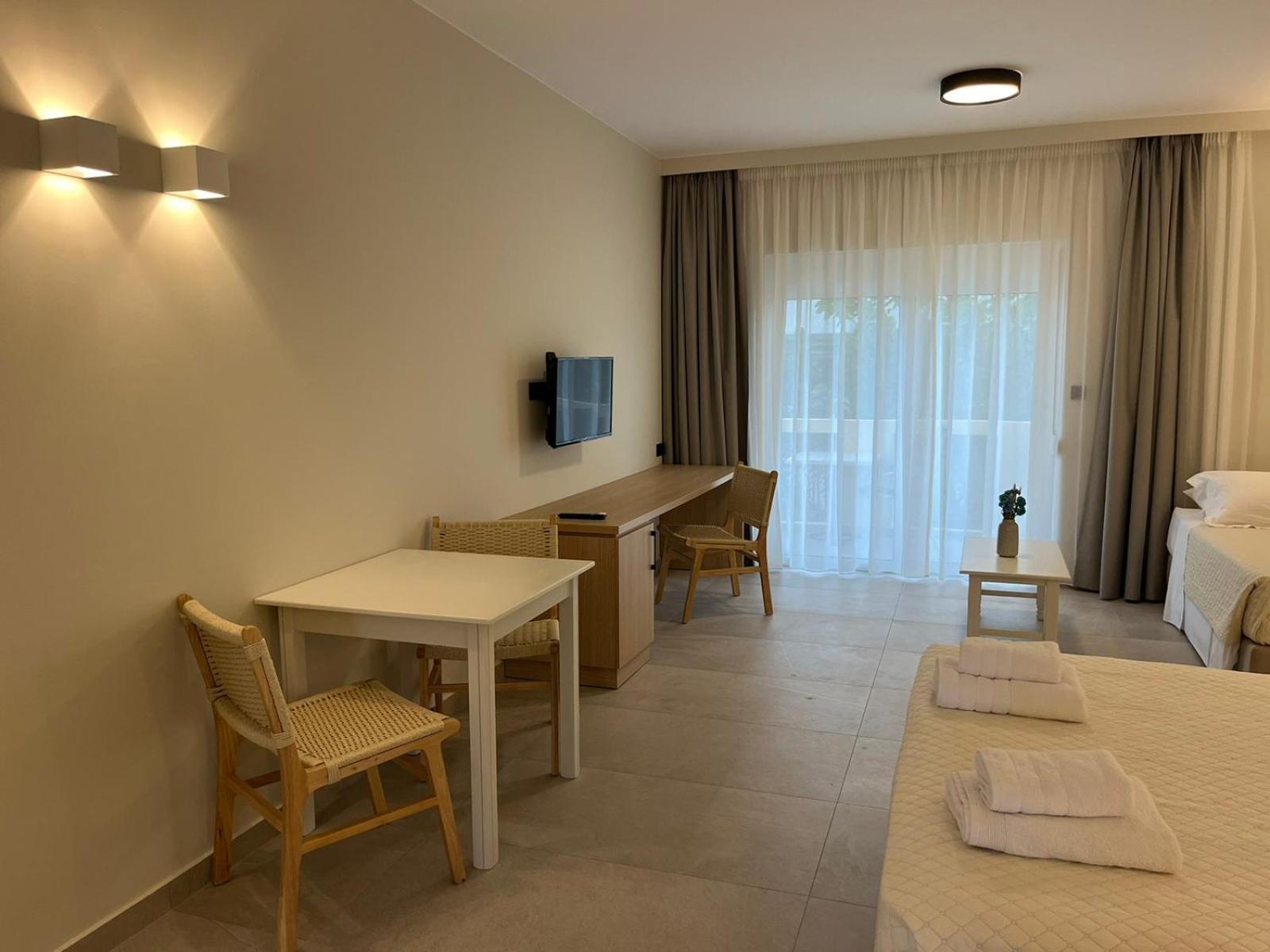 Mediterranean Sea Top Floor Palaiochora Zewnętrze zdjęcie