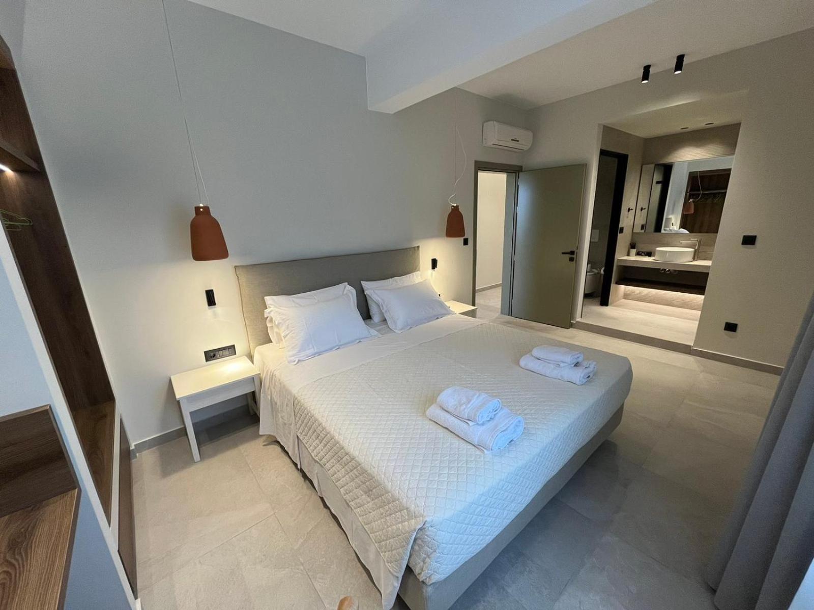 Mediterranean Sea Top Floor Palaiochora Zewnętrze zdjęcie